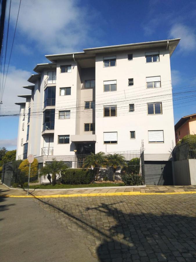 Апартаменты Apartamento Em Бенту-Гонсалвис Экстерьер фото